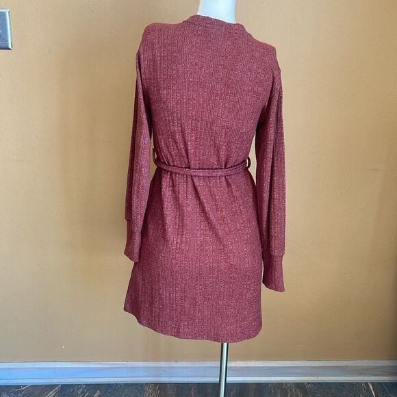 Topshop Burgundy Long Sleeve Short Sweater Dress Size 8 Knit Belted Round Neck - Picture 4 of 10